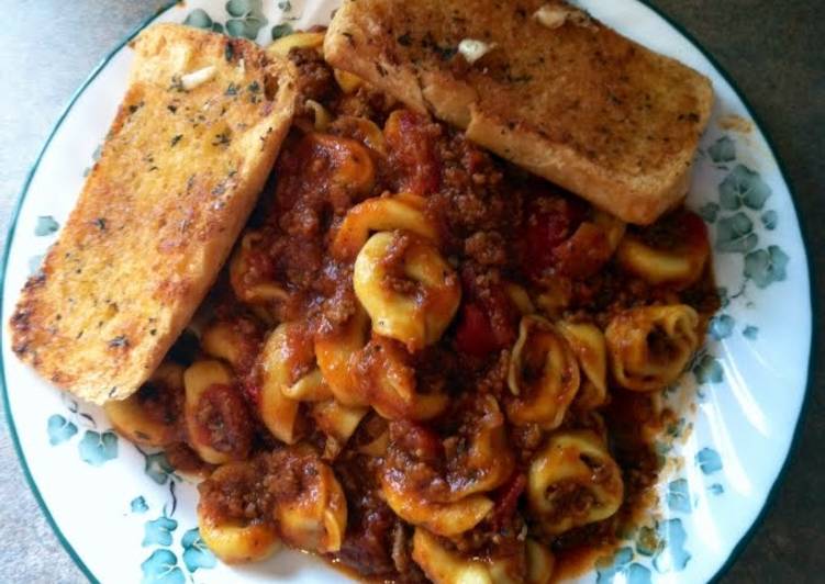 Simple Way to Prepare Favorite My Homemade Spaghetti Sauce w/ Tortellini