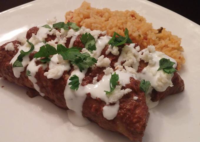 Recipe of Homemade Chicken chipotle mole enchiladas