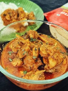 காஷ்மீர்-சிக்கன் மசாலா கறி(kashmiri chicken curry recipe in tamil) செய்முறை முக்கிய புகைப்படம்