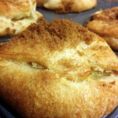 A picture of Drunk Janna's coconut cream muffins.