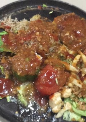 વેજ સિઝલર (Veg. Sizzler Recipe In Gujarati) રેસીપી મુખ્ય ફોટો