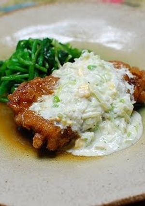 A picture of Fried Chicken Sweet N' Sour Sauce with Tartar.