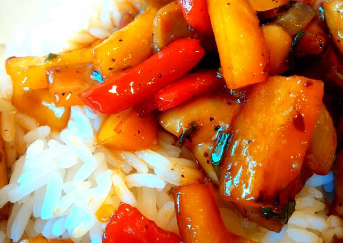 Simple Way to Prepare Ultimate Sweet and Spicy Chicken Stir-fry