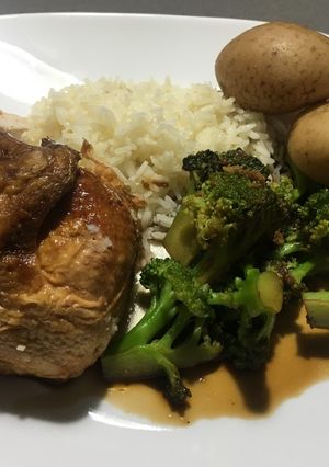 Una foto de Brocmeli (brócoli salsa de soya)