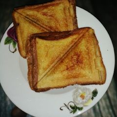 A picture of Tuna sandwich.