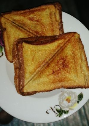 A picture of Tuna sandwich.