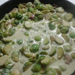 A picture of Bacon Bleu Sprouts.