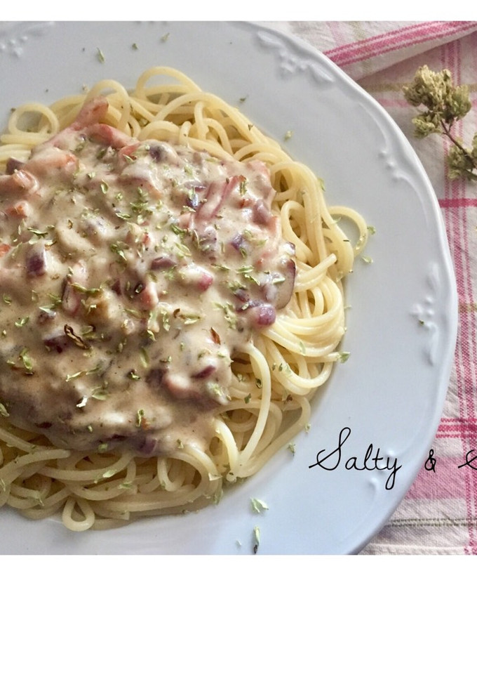 Una foto de Spaghetti a la carbonara con roquefort
