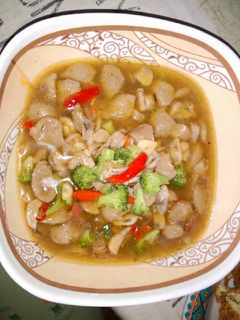 Foto resep Tumis jamur brokoli bakso