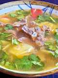 Canh thịt bò nấu thơm cà