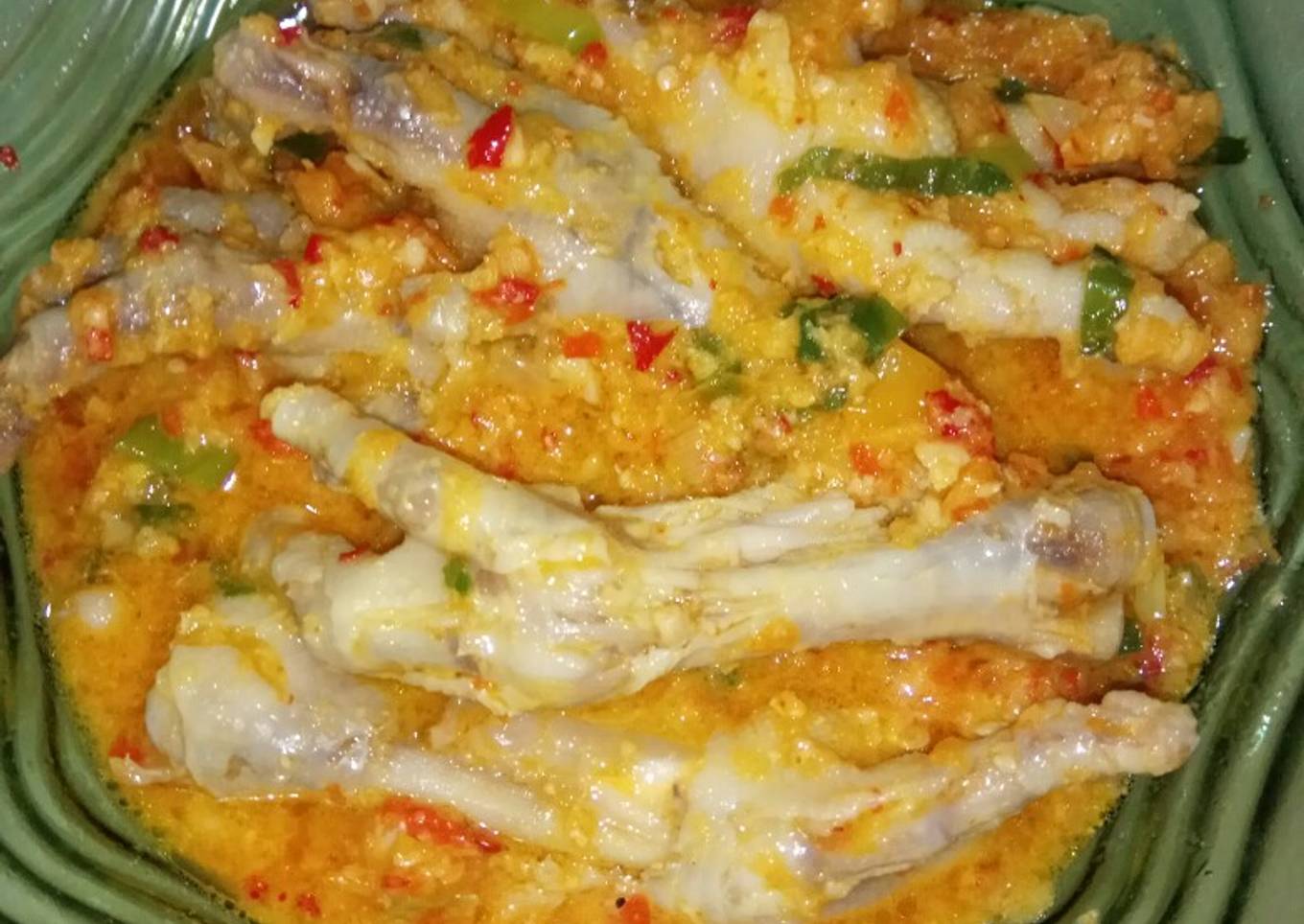 Seblak ceker pedas