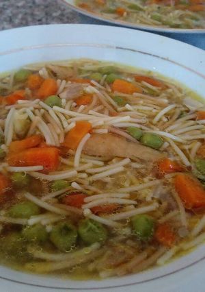 صورة لوصفة شوربة شعيريه بالخضار