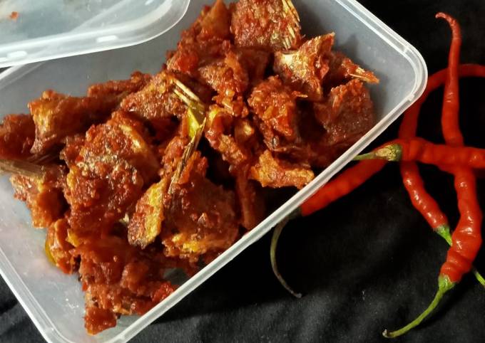 Cara bikin Balado Ikan Asin Cara bikin Balado Ikan Asin