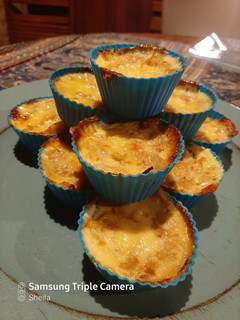 Una foto de Muffins de atún y cebolla SIN harina