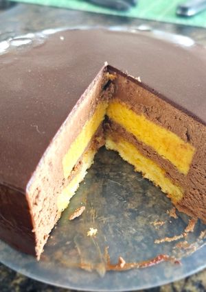 Una foto de Semifrío de naranja y chocolate