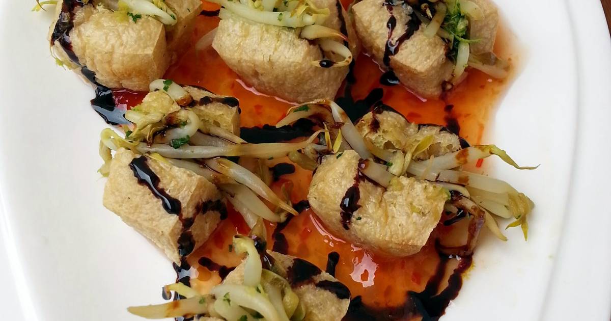 Bean Curd Puff Stuffed Bean Sprouts Recipe by Lyii G - Cookpad