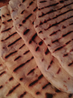 A picture of Yeast free garlic naan bread.