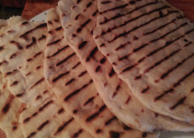 Yeast free garlic naan bread
