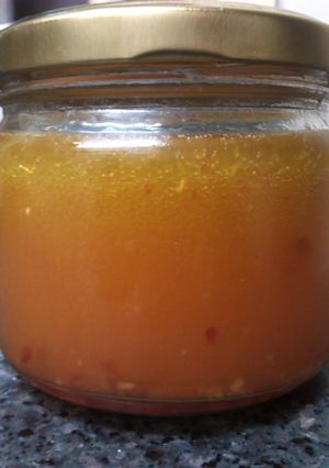 A picture of Heidi's Sweet Chilli Salad Dressing.