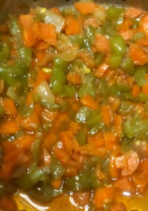 A picture of Carrot with Shimla Mirch 🥕🫑🫑.