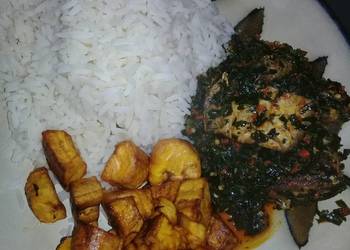 Easiest Way to Make Tasty White Rice with Efo riro and plaintain Oyostate