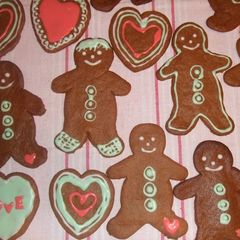 A picture of Christmas Gingerbread Men.