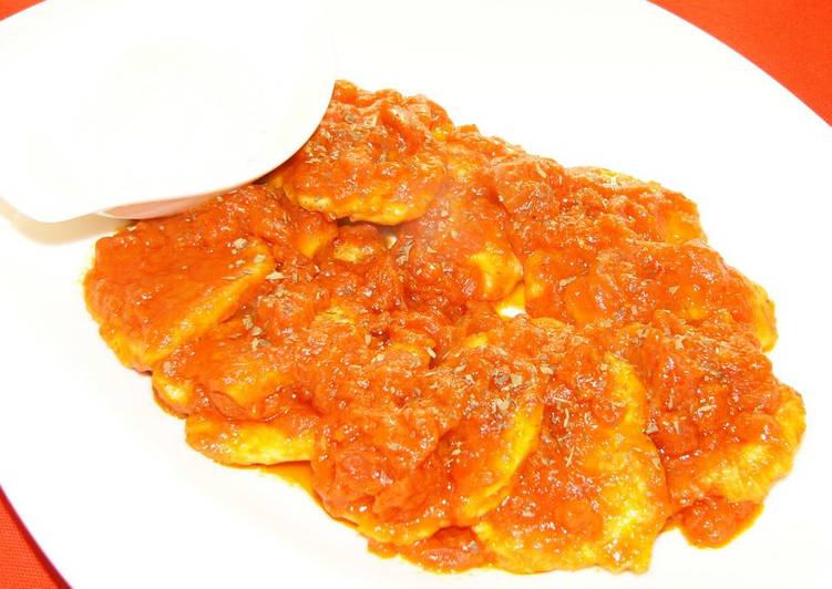 Simple Way to Prepare Quick Italian Sautéed Chicken Breasts in Tomato Sauce