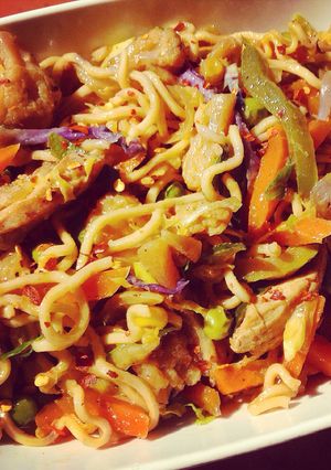 A picture of Chicken Chow Mein.