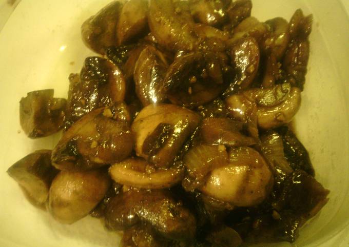 Asian Sesame and Ginger Sauted Mushrooms