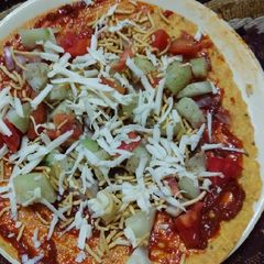 A picture of Khakra pizza.
