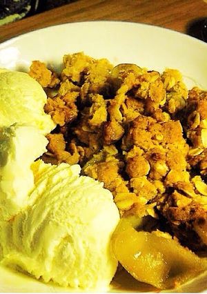 A picture of Apple Crumble.