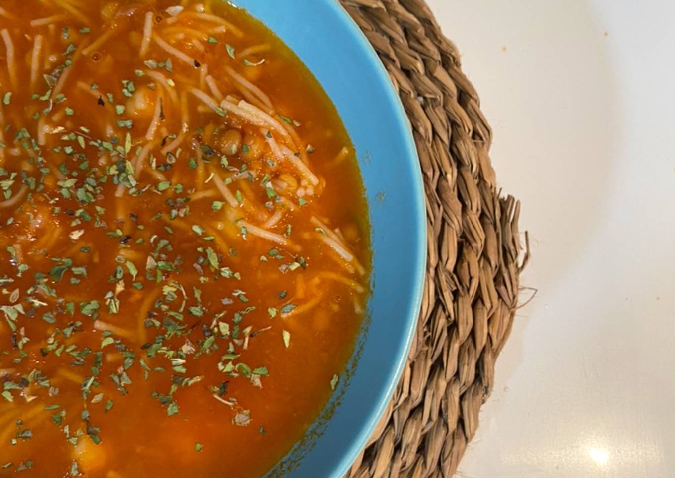 Sopa harira tradicional marroquí