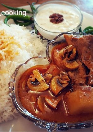 عکسی از دستور خورشت كارى با بوقلمون
