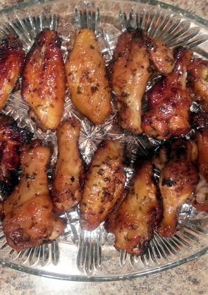 A picture of Garlicky Honey Baked Wings.
