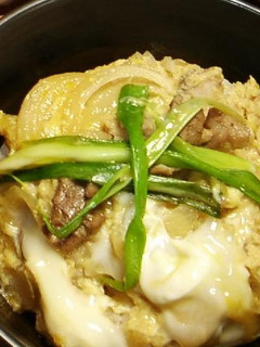 A picture of Creamy 'Oyako Don' Chicken and Egg Rice Bowl.