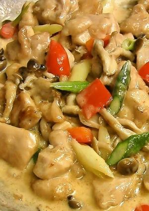 A picture of Garlic Butter Cream Chicken.