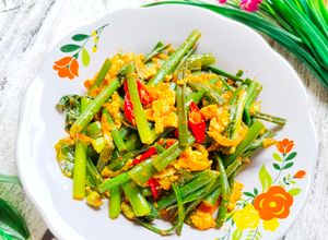 Foto resep Tumis Bunga Bawang Telur