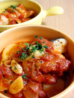 A picture of Cod and Potatoes Simmered with Tomatoes.