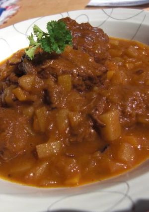 A picture of German Goulash.