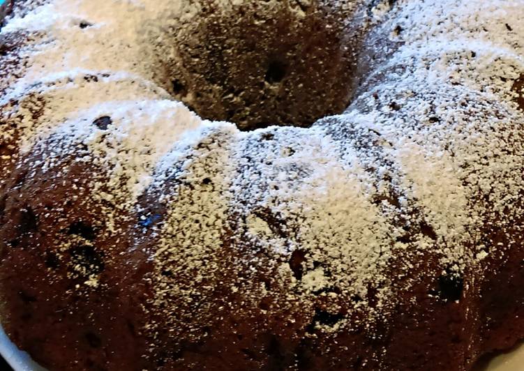 Easiest Way to Prepare Grandma Flora&#39;s Spiced Applesauce Cake in 32 Minutes for Mom