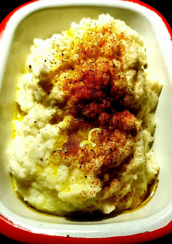 Una foto de Puré Cetogénico de Coliflor (Keto)