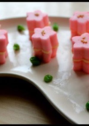 A picture of Sakura Cheese Hanpen for Girls' Day or a Cherry-Blossom Viewing Picnic.