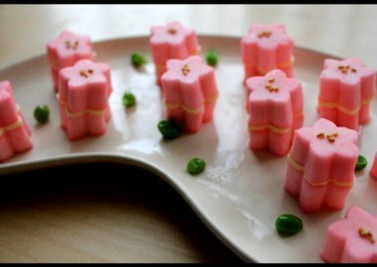 Sakura Cheese Hanpen for Girls' Day or a Cherry-Blossom Viewing Picnic