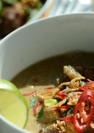 A picture of Coto makassar.