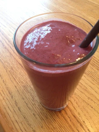 Easy Ways Make|Recipe} bedraggled berry blast health smoothie the Can Spoil the Tongue, Tasty