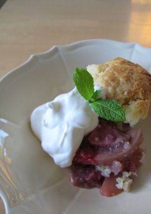 A picture of Peach, Berry and Pear Cobbler.