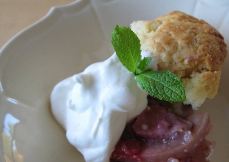 Step-by-Step Guide to Prepare Award-winning Peach, Berry and Pear Cobbler