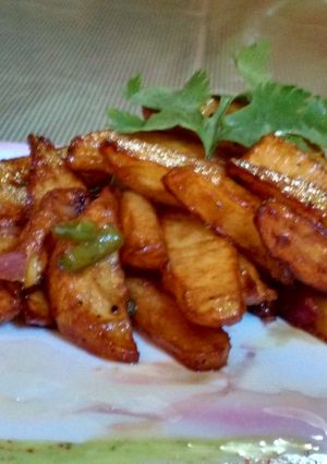 A picture of Honey Chilli Potatoes.