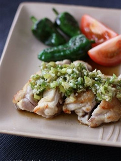 A picture of Chicken Sauté with Lime-Flavored Scallion Sauce.