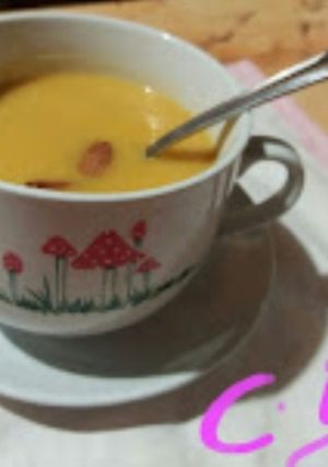 Una foto de Crema de calabaza y puerro